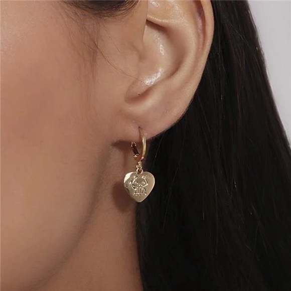 Hoop Earrings - Cat - 18K Gold Filled - Picture 2 of 3